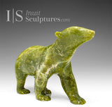 Ours vert marcheur vintage de 18 cm (7 pouces) par Henry Evaluardjuk *Homeward*