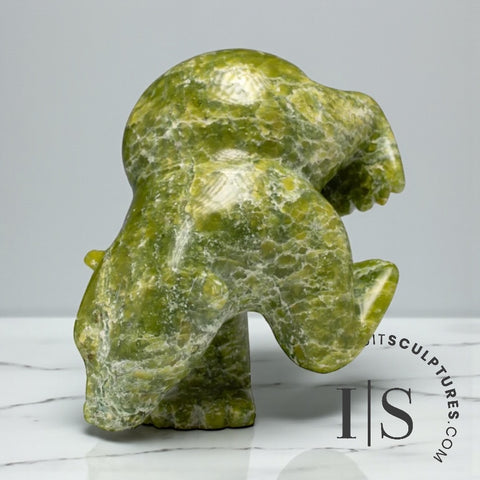 Ours dansant de 12,5 cm par Markoosie Papigatok *Perle d'eau douce*