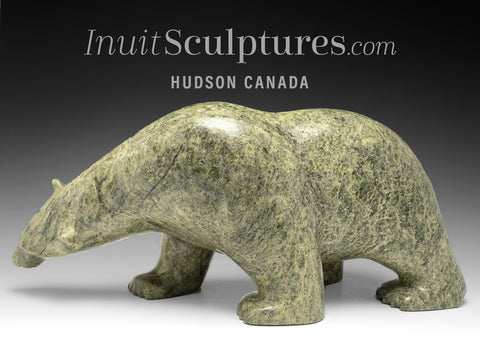 Ours marchant SIGNATURE 21" par Ashevak Adla *Moving Mountains* CHOIX DU CONSERVATEUR