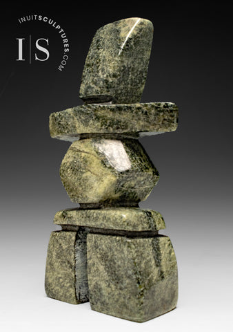 Inukshuk de 6 pouces par Matt Oshutsiaq *Olive Garden*