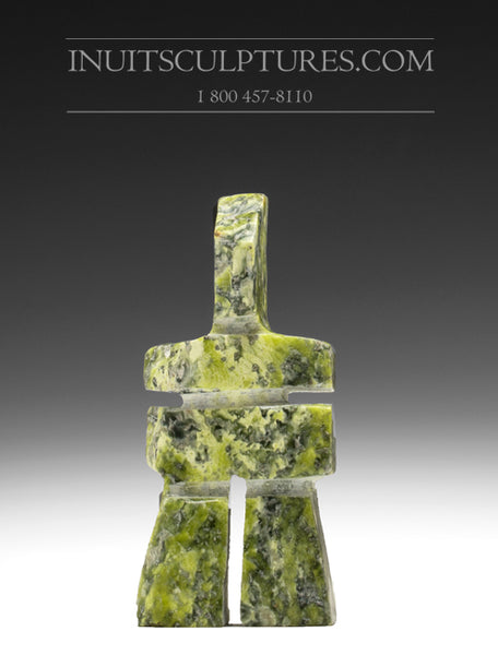 Inukshuk vert clair 3" par Anartok Ipeelee